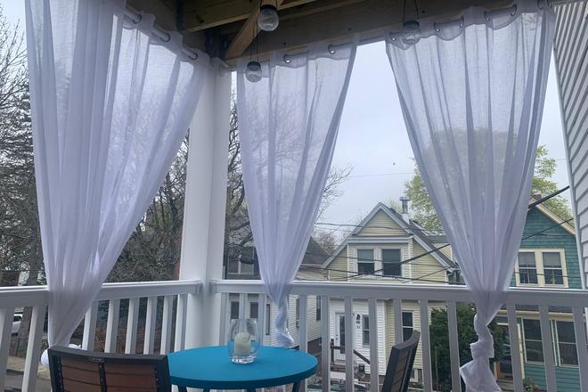 Porch - Cambridge Sabbatical Home