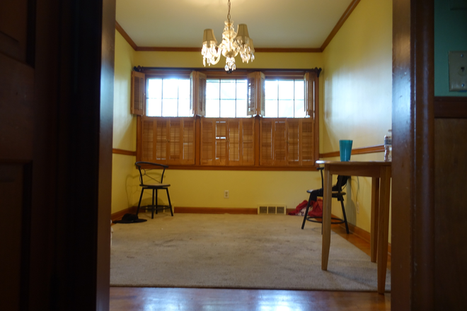 Shared Dining Room - One Roomate Needed House