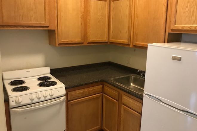 hubrealtyproperties.com - Brookline, beautiful 2 bedroom with 2 bathrooms, near Coolidge Corner Apartments