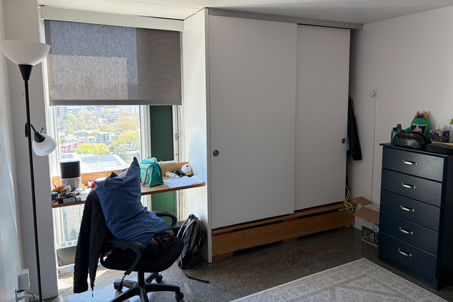 Bedroom - Desk, Chair, Closet - Peabody Terrace Tower (HUH) Apartments