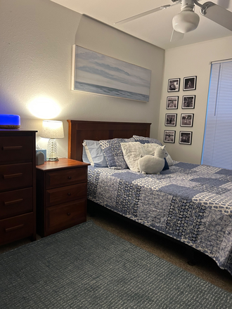 Bedroom - Female Sublease for Forest Lake Apartments