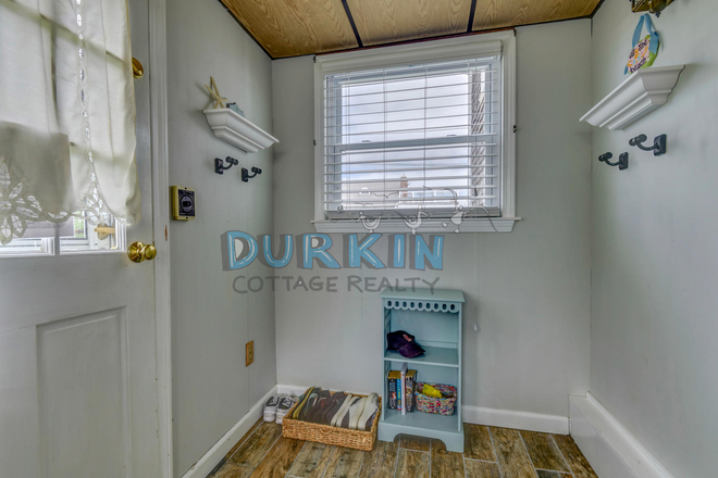 breezway - 25 Hills Parkway Narragansett, RI 02882 House