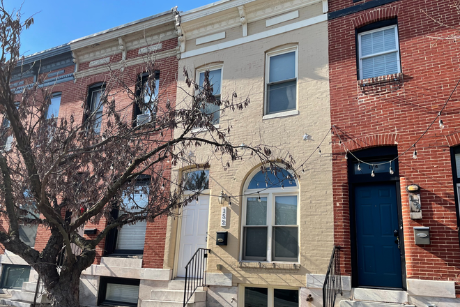 View from Street - 3-Bedroom, 2 Bathroom Townhouse in Patterson Place