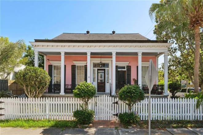 Front Exterior - 3 Bed/2 Bath Renovated 2nd Story Apartment w/Off-Street Parking