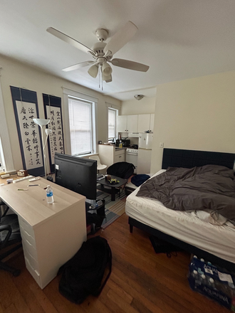 Room - 39 Hemenway St #16 - Professionally Managed Building of Condos!