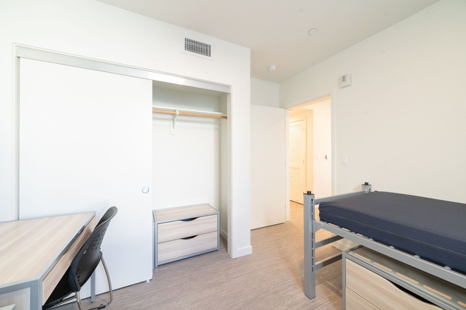  - Kittredge is NOW Leasing!