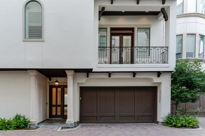 front - Rice/Med Center, Private Elevator, and Whole-House Generator