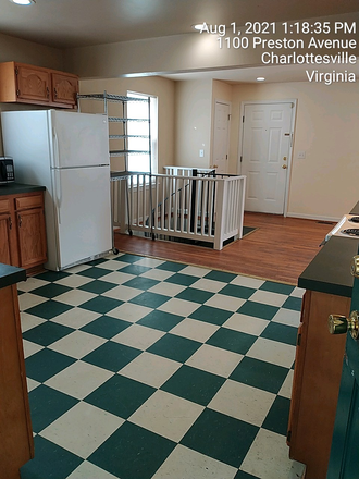 Kitchen - All UTILITIES INCLUDED! Leasing By The Room 1 bedroom:  Available NOW! Duplex