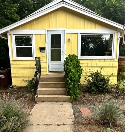 Outside front of house - Studio in Downtown Boulder Duplex 5 minutes Walk to Main Campus