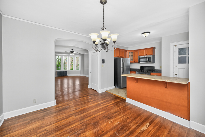 Interior - 331 Bryant Ave Apartments