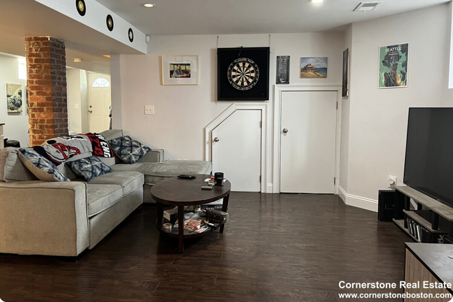 Living Room - Summer Sublet - Mission Hill Apartment on Oswald Street (Renting 1 or 2 bedrooms)