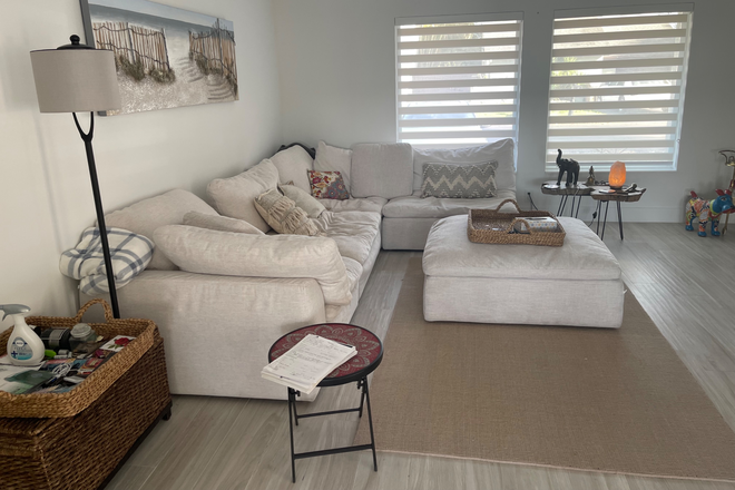 Living room - Oasis room rental in Davie home!
