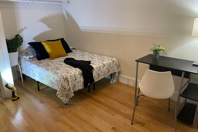 Bedroom #2 - Close to MIT, HBS, Harvard, no fee *Free Laundry!! Apartments