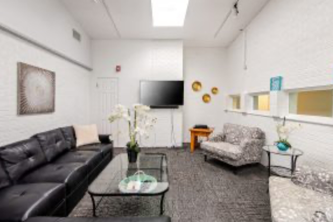 Common Area - Sublease on 14th Street
