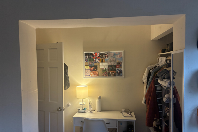 Bedroom - 17 Symphony Rd Apartments