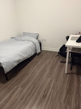 Bedroom - Furnished Den in a Shared 3+1 Bedroom Apartment close to UofT and Eaton (female only)