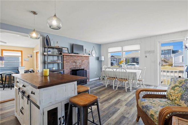 photo - 10 Stanton Ave House