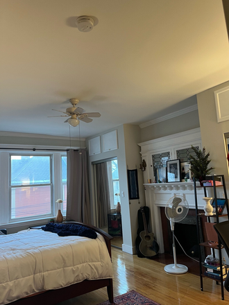 Bedroom - Prime Packards Corner 2 Bedroom - AVAILABLE 9/1!