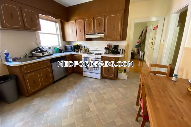Kitchen - NO BROKER FEE! 3 Bed 1 Bath on Frederick Ave. in Medford! Available 6/1/2026
