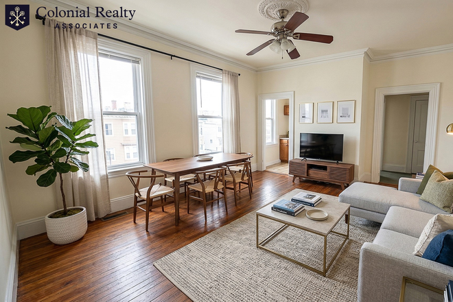 Unit - BEST DEAL! HUGE ALLSTON 4 BED WITH 3 CAR PARKING INCLUDED FOR 9/1/2026! Apartments