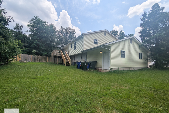 Backyard - Spacious 4‑Bedroom Home – Ideal for UMD Students