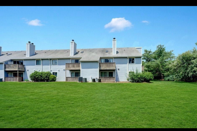 Exterior view - 1BR condo-Aspen Drive-Plainsboro