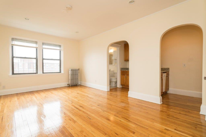 visit hubrealtyproperties.com - Huge 1 bedroom, by Davis Square, free December rent Apartments