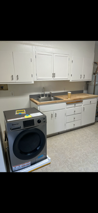 Washer/Dryer Unit - Legal Updated 2 bedroom/1 bath Apt Home with Washer/Dryer  in Unit & ADT Security System