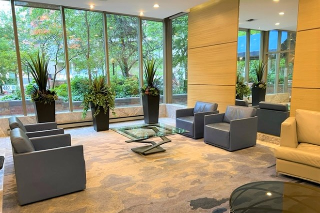 Lobby - Student-Friendly 1+1 Bedroom Apartment – Steps from U of T and TMU