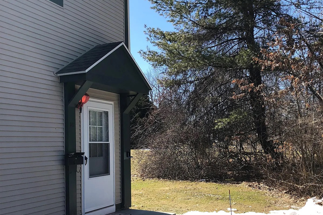 Condo - Housemate wanted for a 2-bedroom 1.5 bath condo