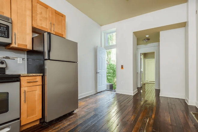 Kitchen - Subletting 1 room in a 2bed/2bath apartment