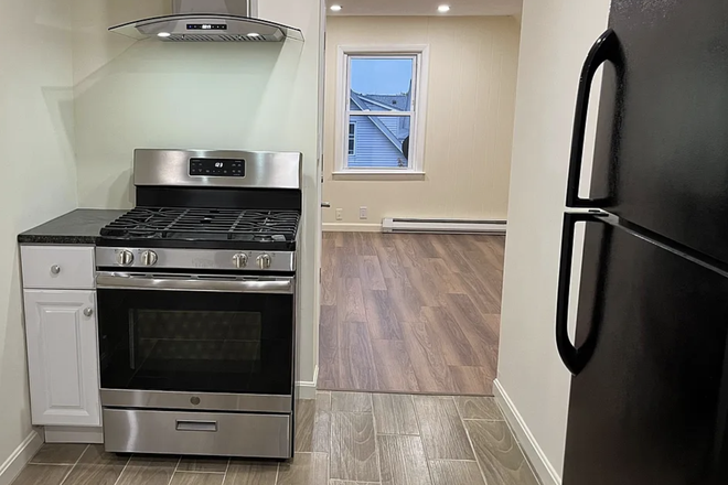 Kitchen - 1bd1ba Private Floor Everett