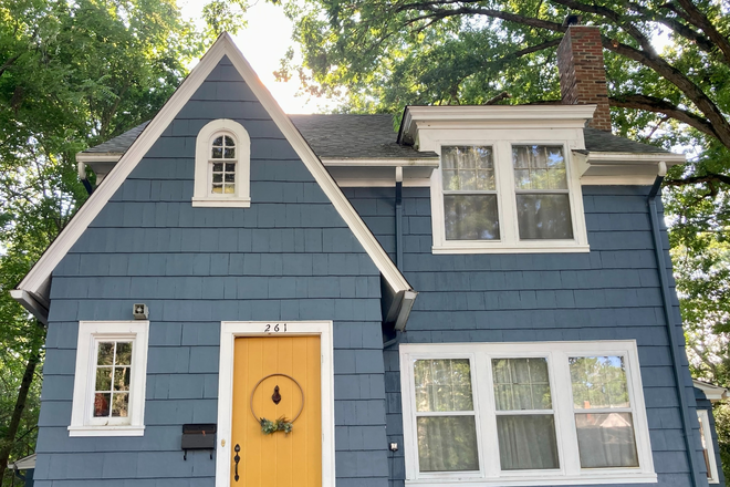 Street view - Charming Updated Victorian 10 min to Campus