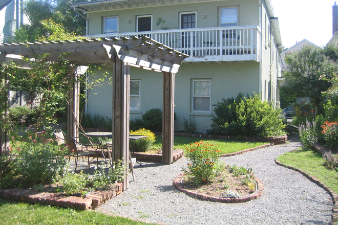Rear view with yard - Suite with a private bathroom-Humbert St-Princeton Condo