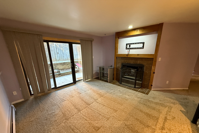 3 - AVAILABLE NOW!: 3265 34th St #47 Condo