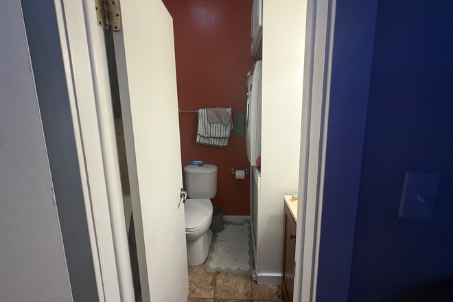 bathroom with washer and dryer - Buffalo Canyon Apartments, Close to campus