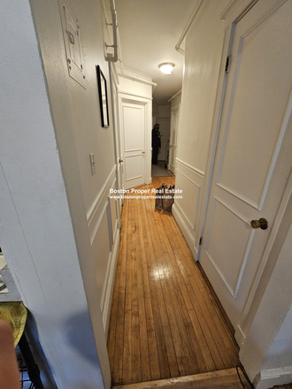 A - 2 BED WITH LIVING ROOM ACROSS FROM WHOLE FOODS IN SYMPHONY, NO FEE Apartments