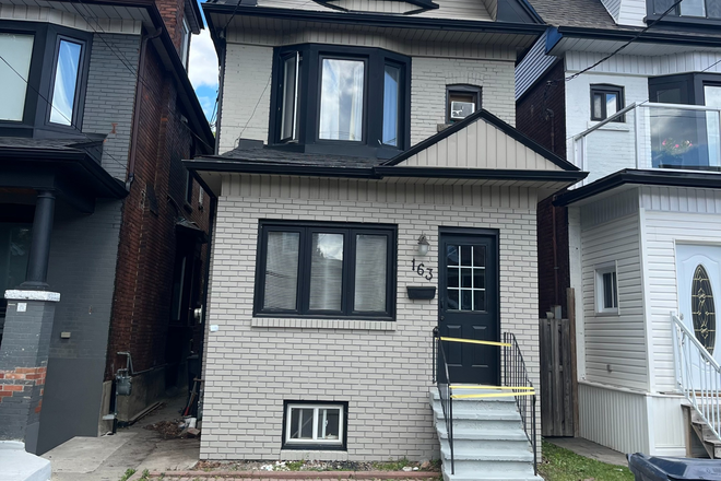 Front - JULY 1ST Furnished Whole Apartment 1 Bed. ALL INC.Near Subway Lanssdowne.