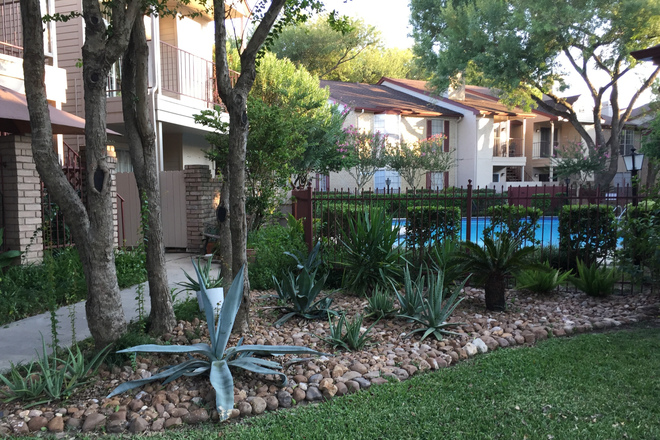 Landscape - FURNISHED condo near Rice/Med Center - 1 bdr/1.5 bathroom