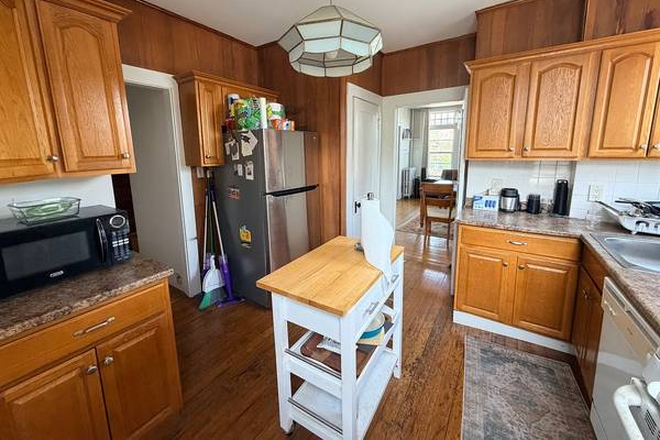 Kitchen - Beautiful Large 3 BD. Beacon St Apt, C & D Lines, NO Fee, avl Sep 1st