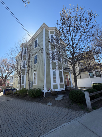 Outside street view - Davis Square Apartment 3BD/2BA on redline - OPEN ROOM 9/1