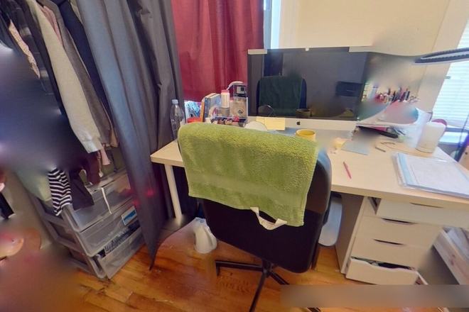 - - Close to Campus! 2 bed w/ Heat & Hot Water Incld, Laundry in Building Apartments