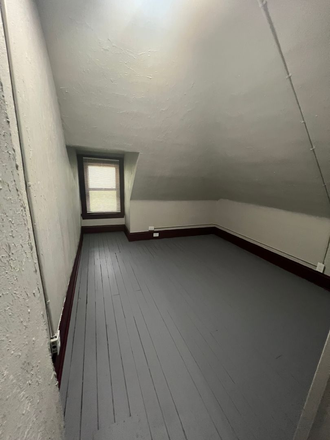 Photo - 1551-5 E. 118th St. Duplex