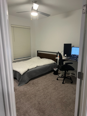 Bedroom - Fully Furnished 1B1B from May to August (8min from Rice Campus) Apartments