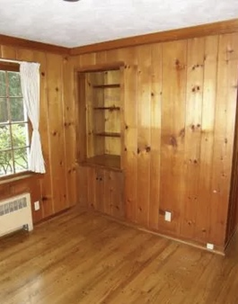 Bedroom - Private Room in Storrs – 5 min walk to UConn Campus! ($850/mo) House