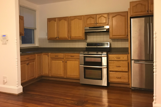 Kitchen - 2 Bedroom - Eckington/Bloomingdale,  Spacious 2 Bedroom, Washer/Dryer, Hardwood Floors