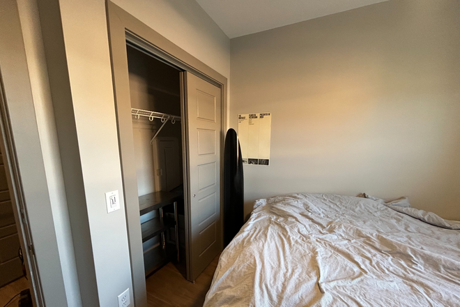 Bedroom - Aspen Heights Apartments