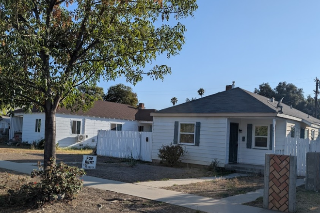 Front of the house - Dwight ave.