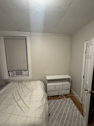 Bedroom - 1 Room in 2bd (MALE), 1bath Near Campus