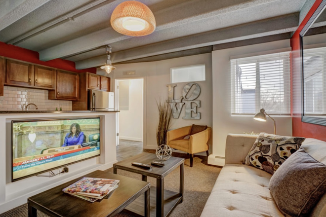 View of shared living room - Sterling Boulder Apartments
